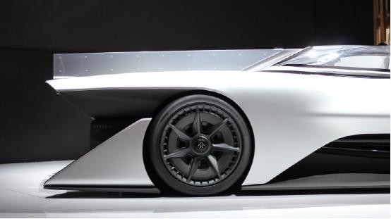 法拉第联手LG将生产世界上能量密度最高的汽车锂电池