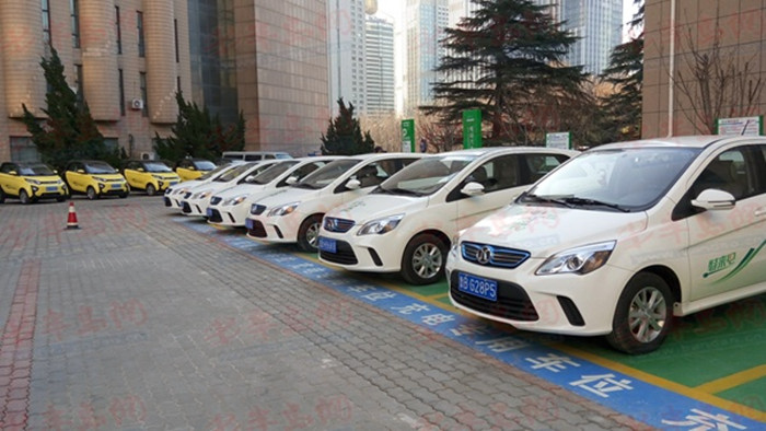 深圳新能源汽车可享受路内停车位的停车优惠