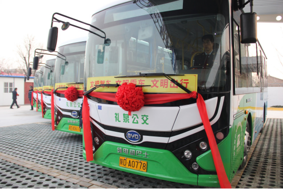 陕西礼泉启用比亚迪K7 打造西北首个公交全面电动化县2017.1.3405.png
